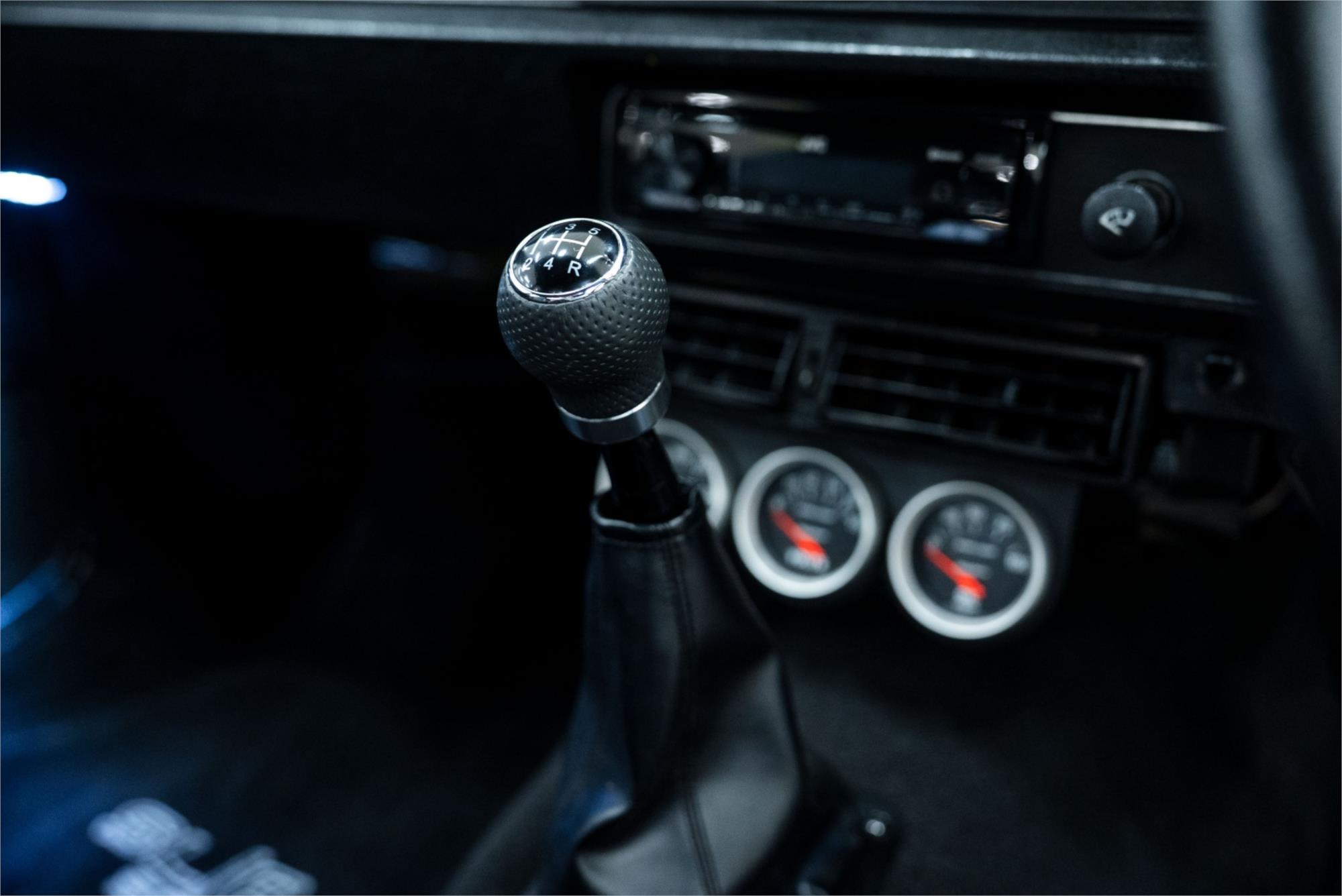 1976 HOLDEN TORANA LX SL 4 SP MANUAL 4D SEDAN