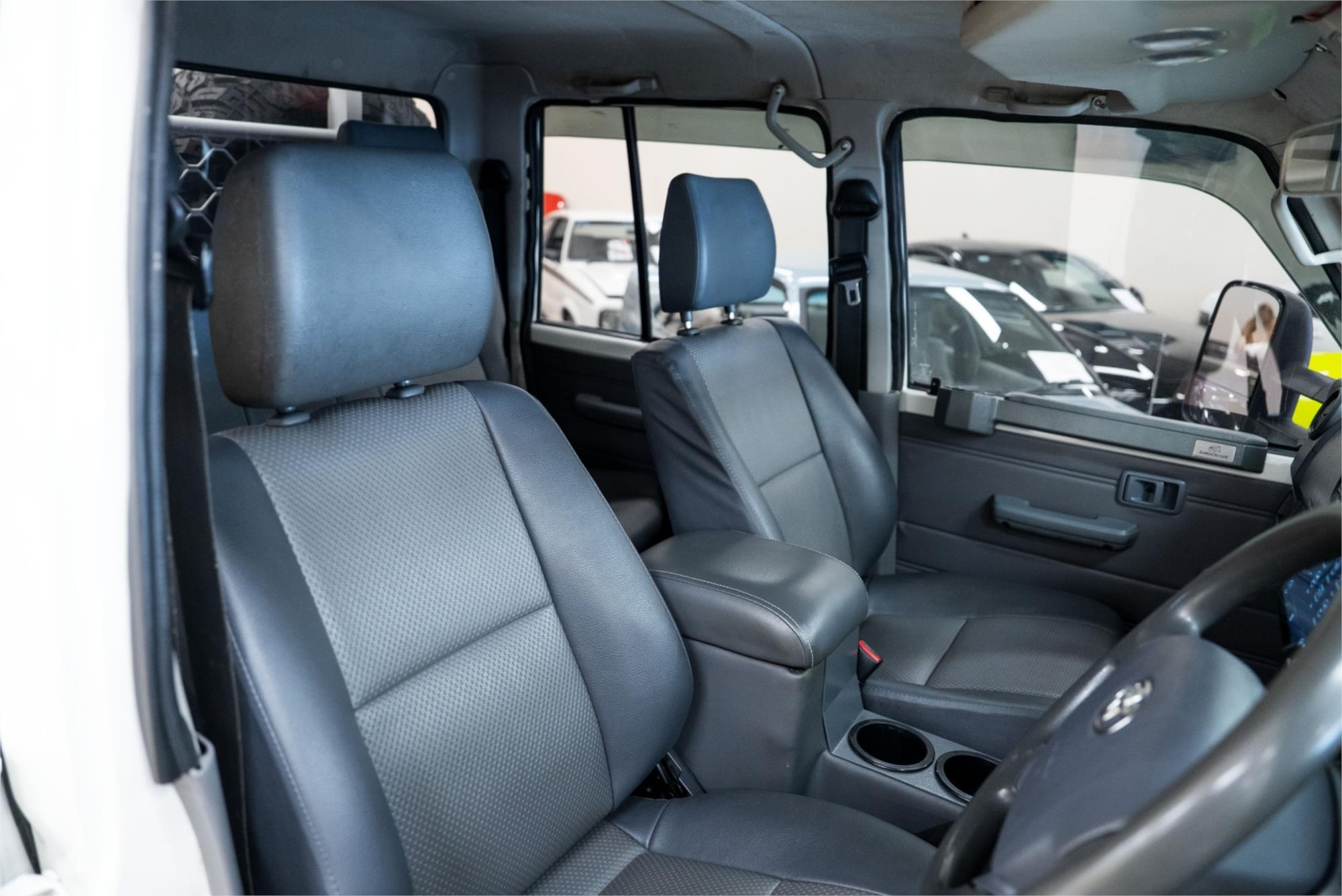 2019 TOYOTA LANDCRUISER VDJ79R MY18 WORKMATE (4X4) 5 SP MANUAL DOUBLE C/CHAS
