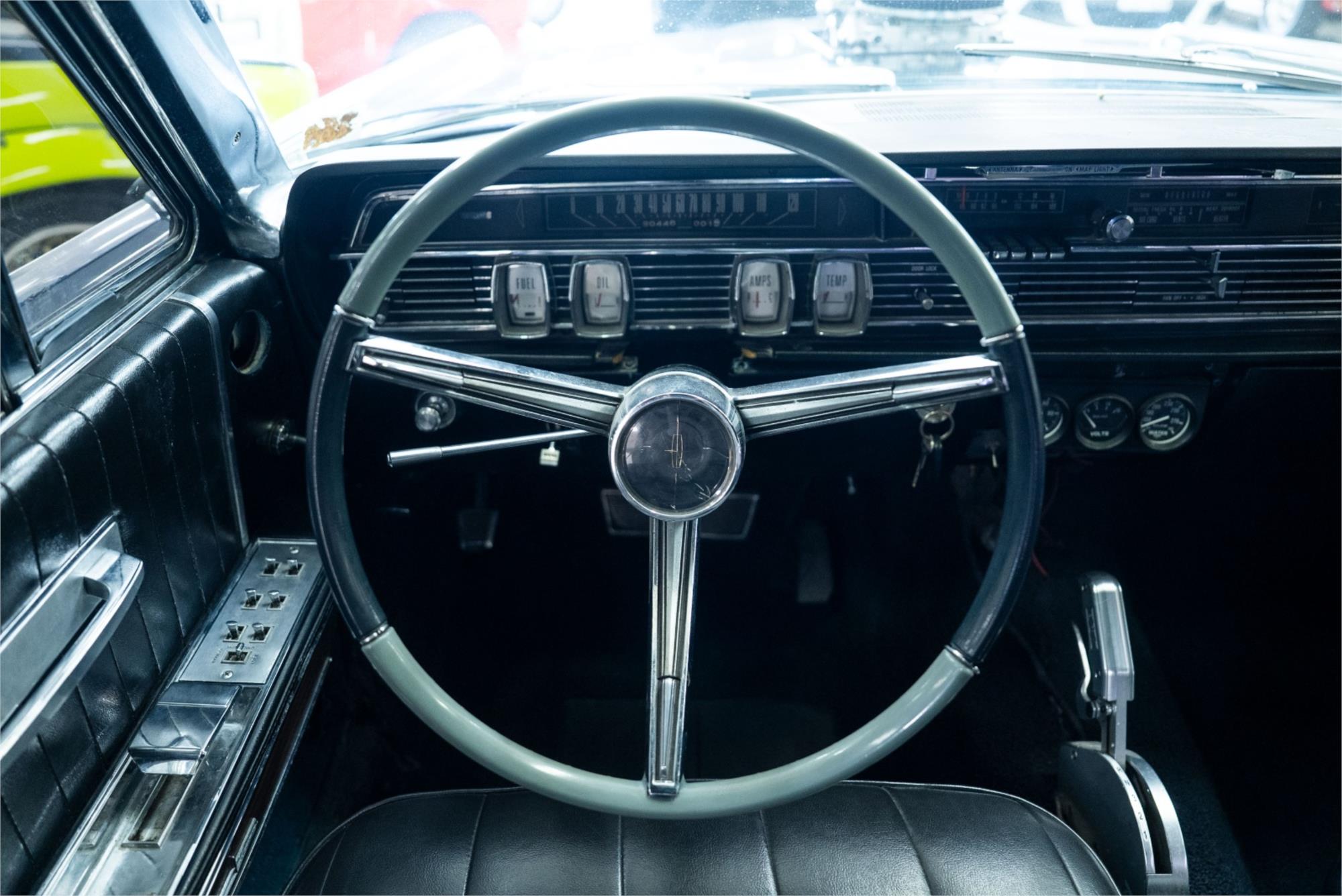 1965 LINCOLN CONTINENTAL 3 SP AUTOMATIC SEDAN