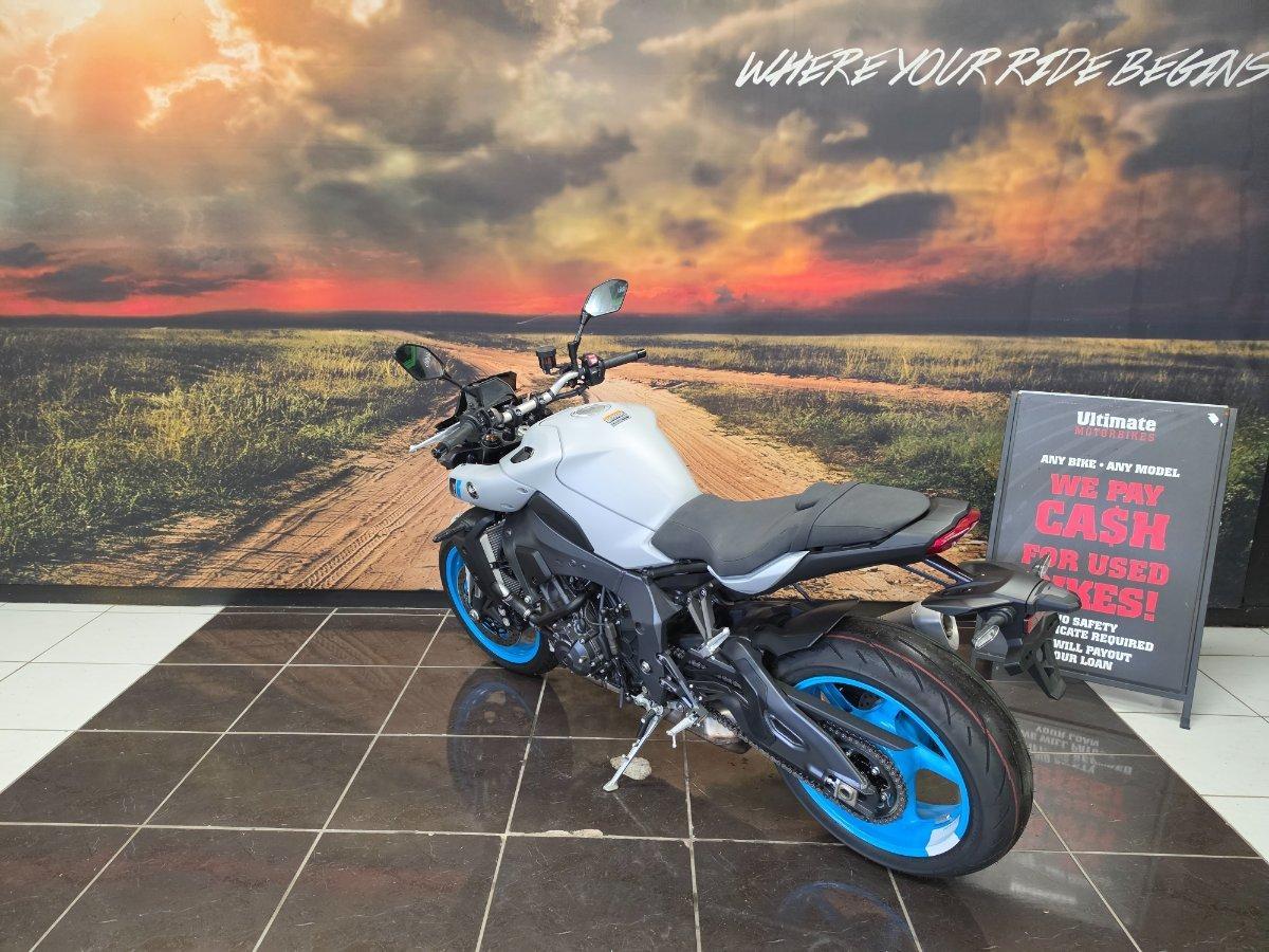 2025 YAMAHA MT-10A SPORTS