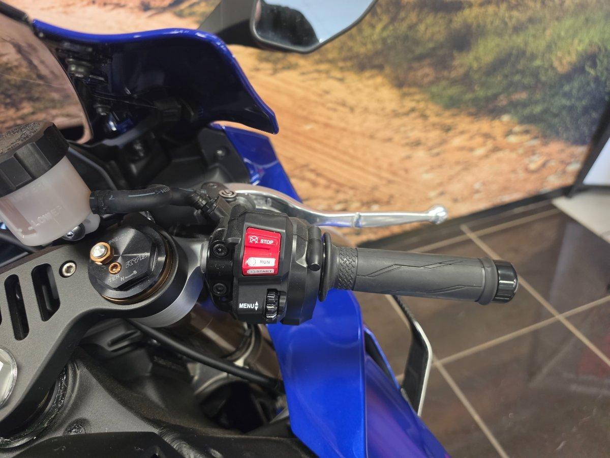 2025 YAMAHA YZF-R1 SPORTS