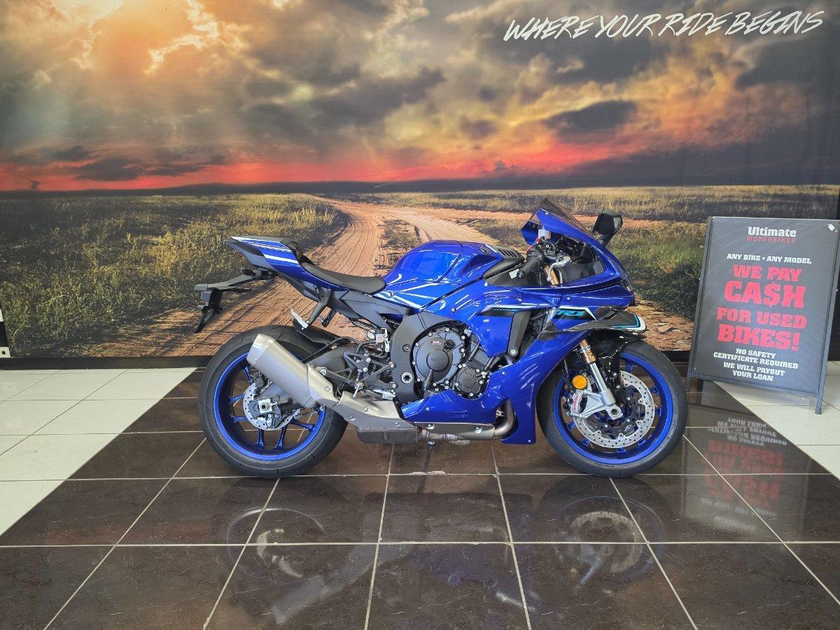 2025 YAMAHA YZF-R1 SPORTS