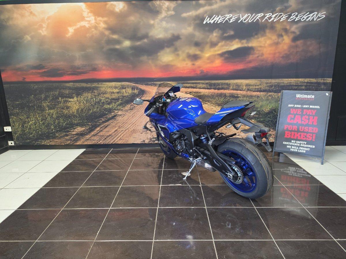2025 YAMAHA YZF-R1 SPORTS