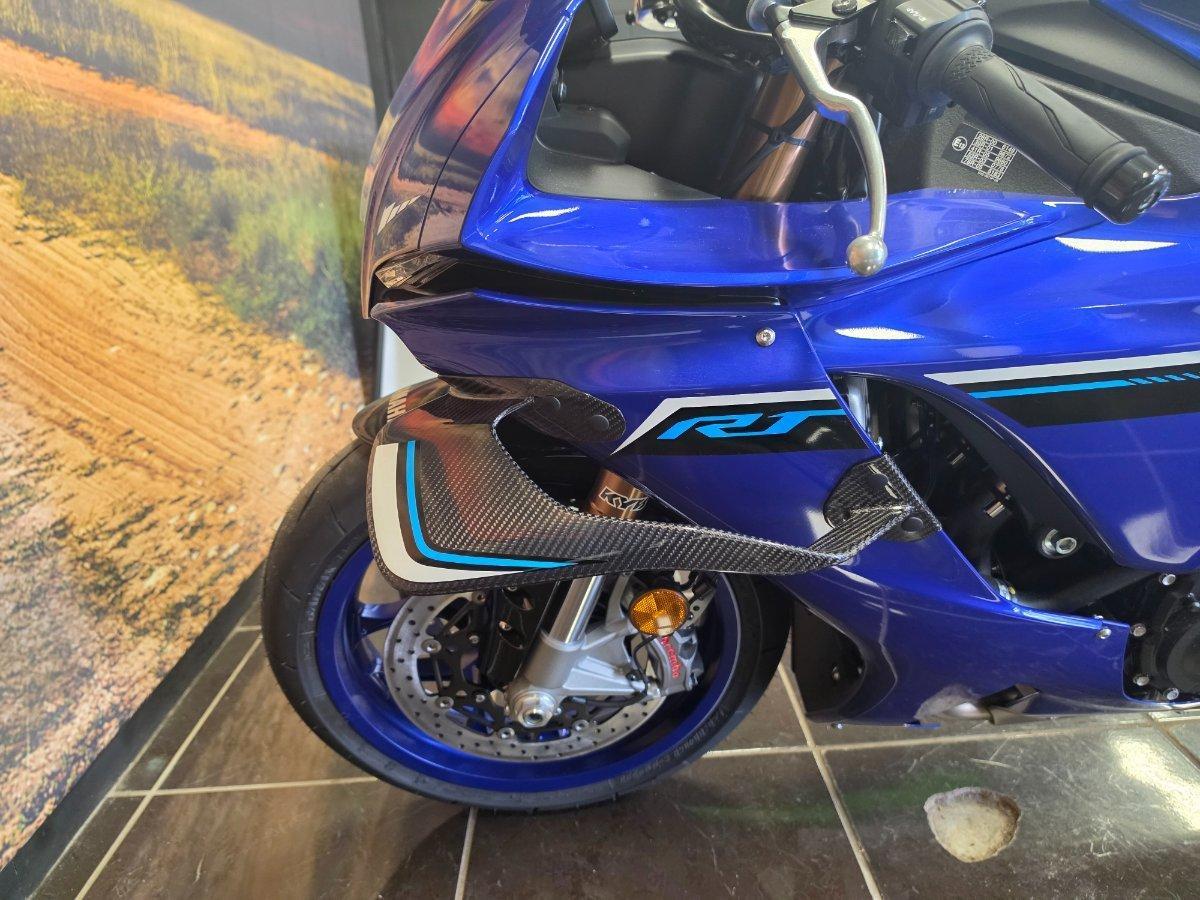 2025 YAMAHA YZF-R1 SPORTS