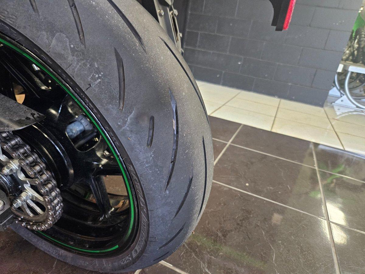 2024 KAWASAKI NINJA 1000SX SPORTS