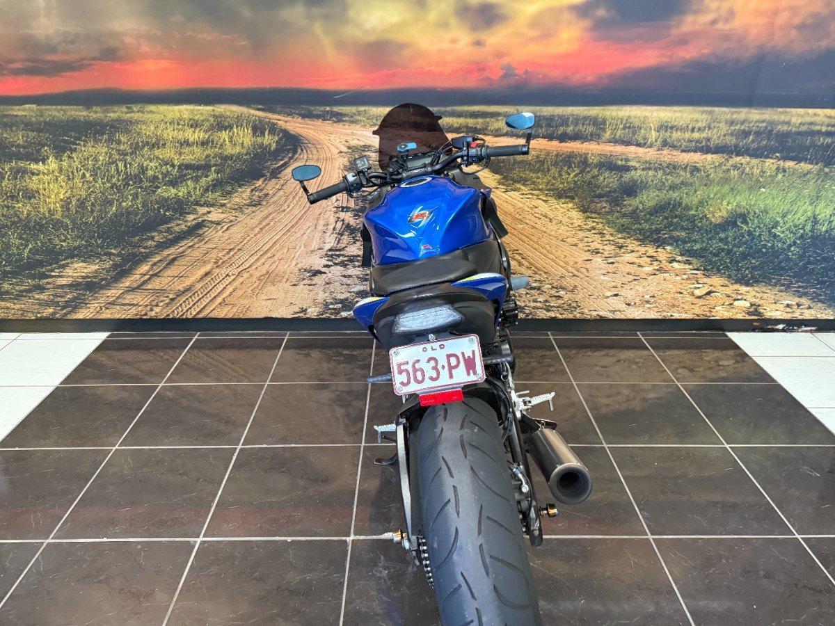 2016 SUZUKI GSX-S1000F ROAD