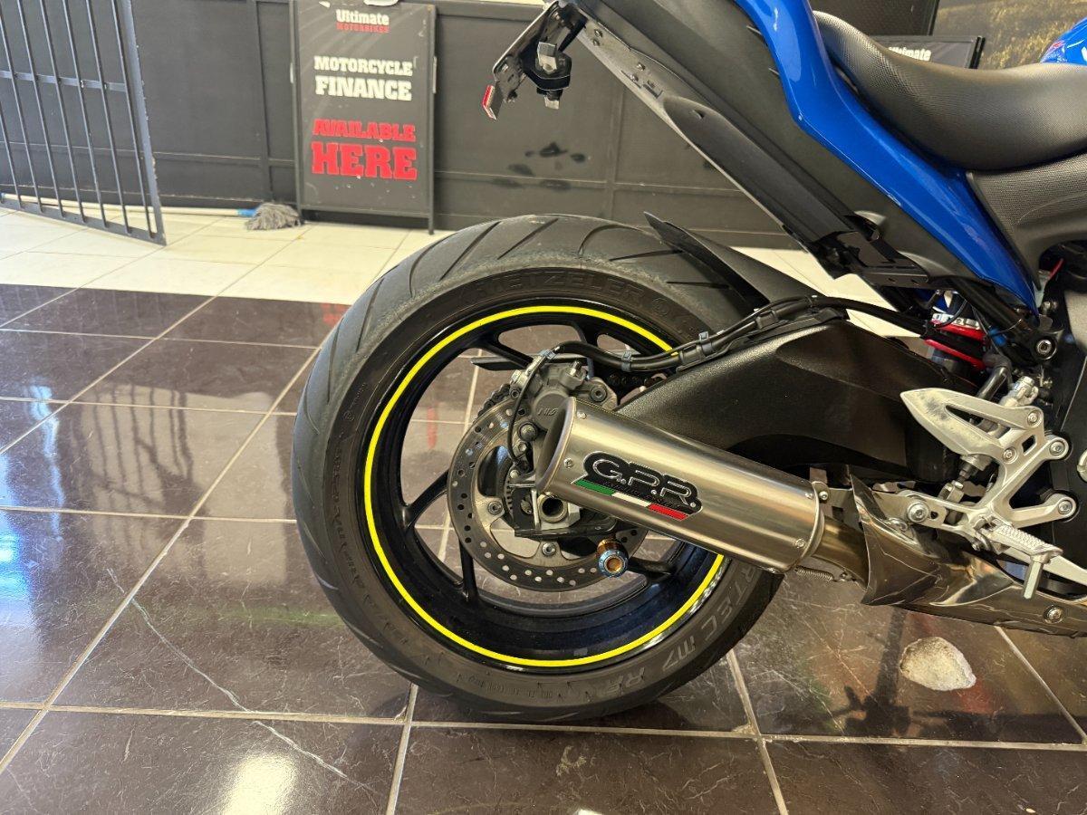 2016 SUZUKI GSX-S1000F ROAD