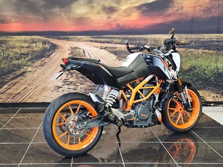 2015 KTM 390 DUKE ROAD