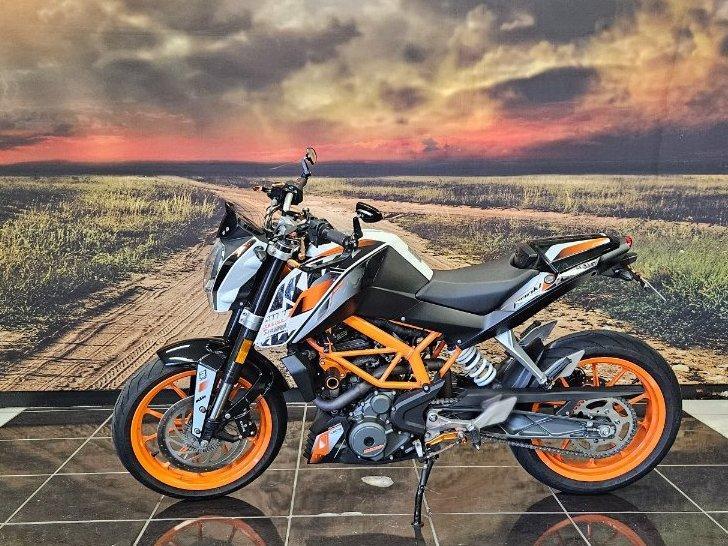 2015 KTM 390 DUKE ROAD