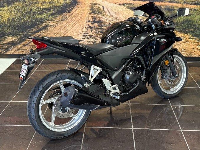 2011 HONDA CBR250R SPORTS