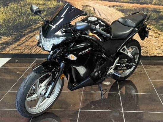 2011 HONDA CBR250R SPORTS