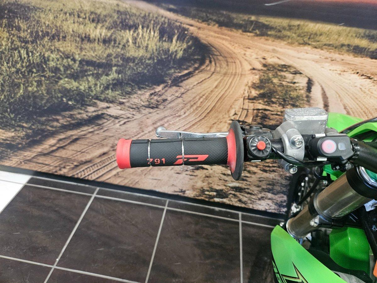 2022 KAWASAKI KX450 MOTOCROSS