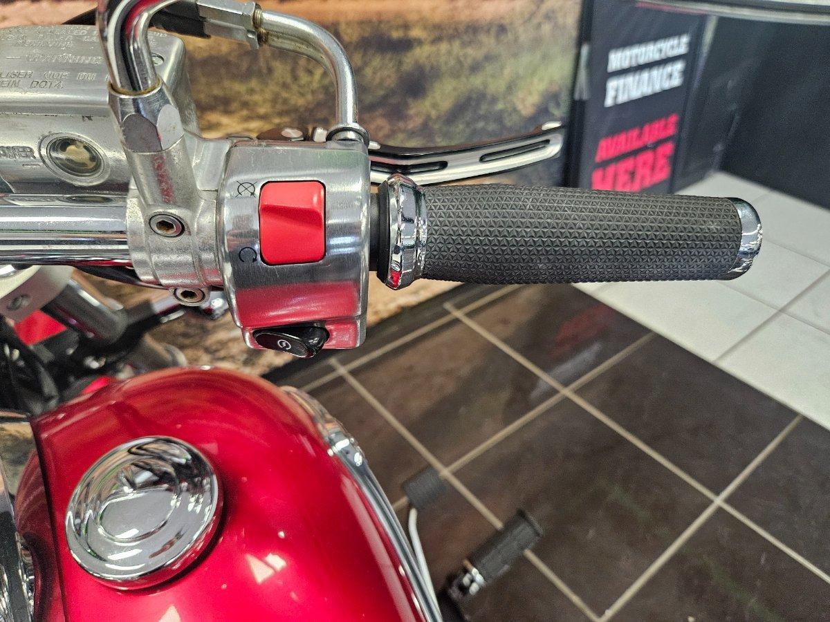 2010 KAWASAKI VULCAN 900 CUSTOM CRUISER