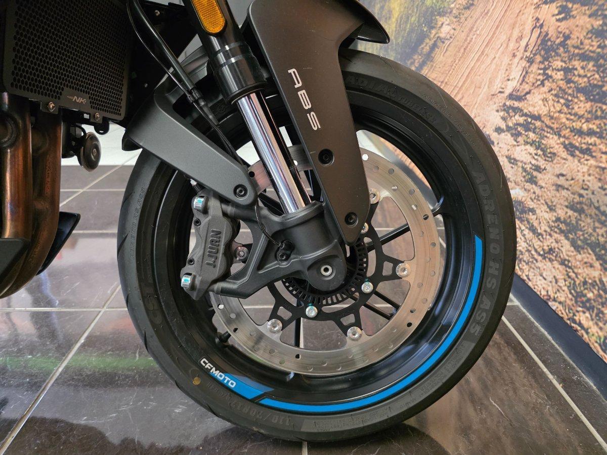2025 CF MOTO 450 NK ROAD