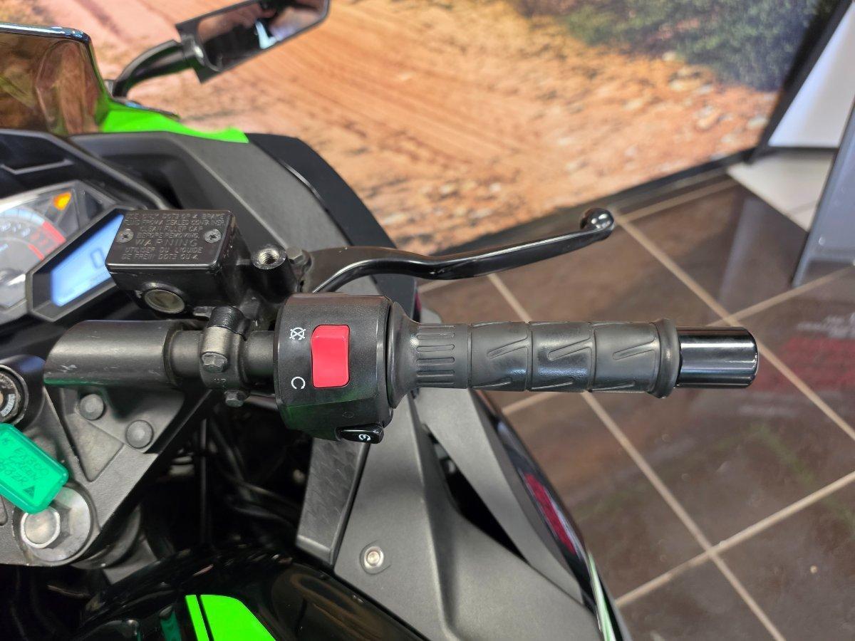 2016 KAWASAKI NINJA 300 ABS SPORTS