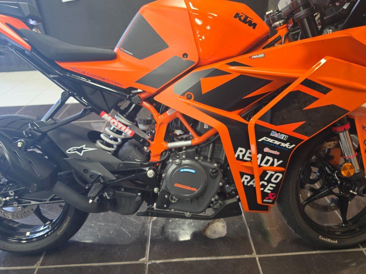 2023 KTM RC 390 GP SPORTS