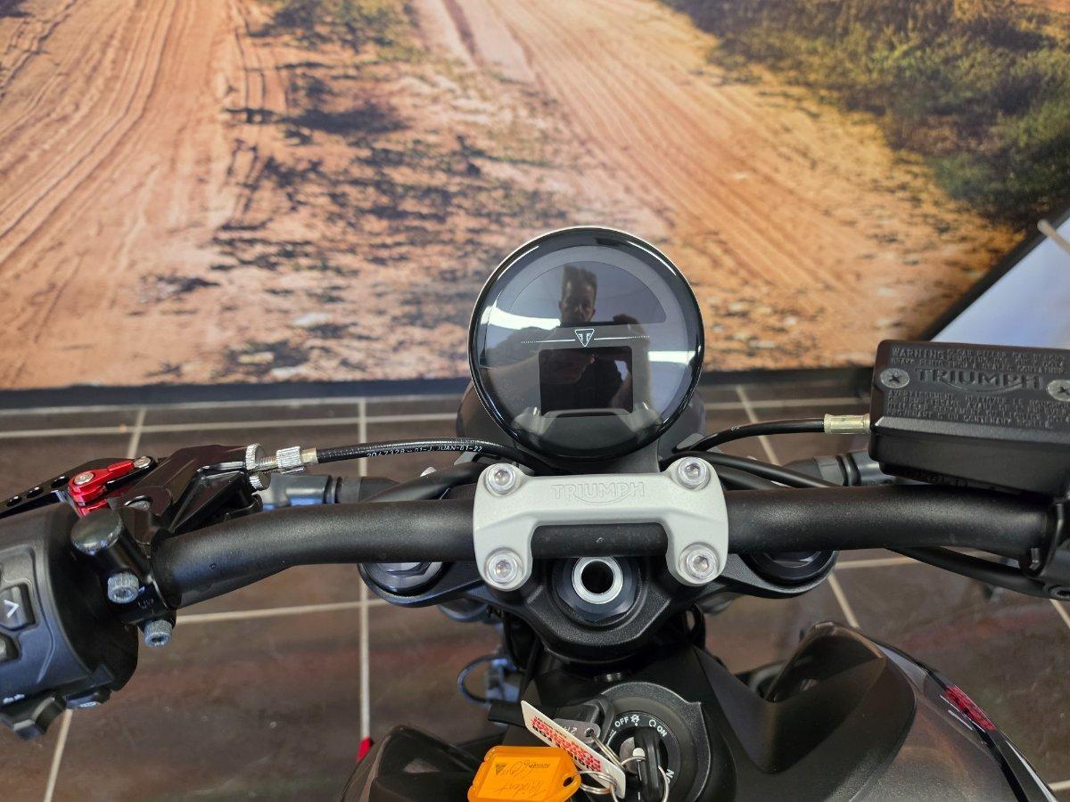 2022 TRIUMPH TRIDENT 660 ROAD