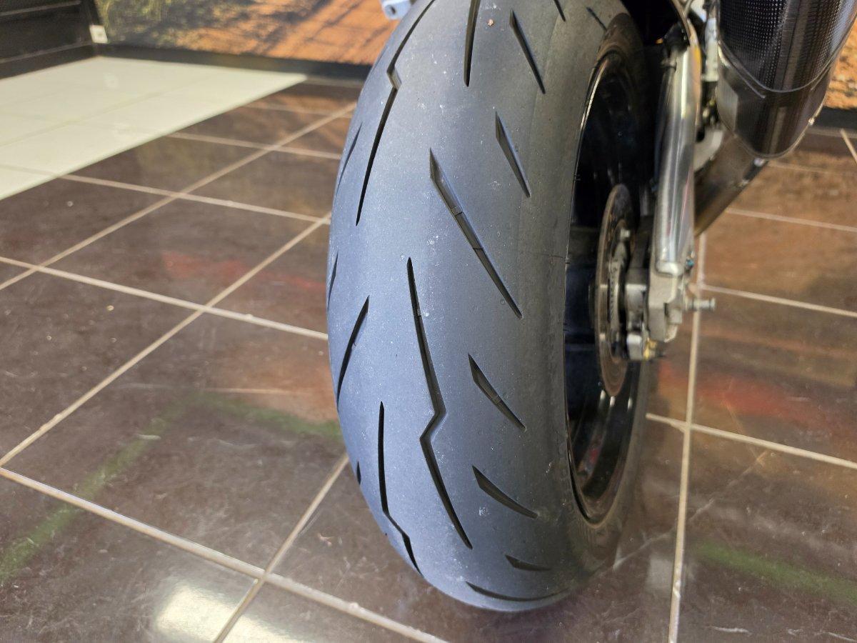 2012 APRILIA TUONO V4 R SPORTS