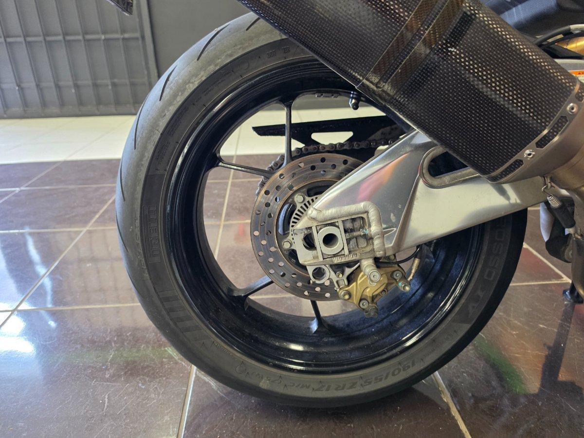 2012 APRILIA TUONO V4 R SPORTS