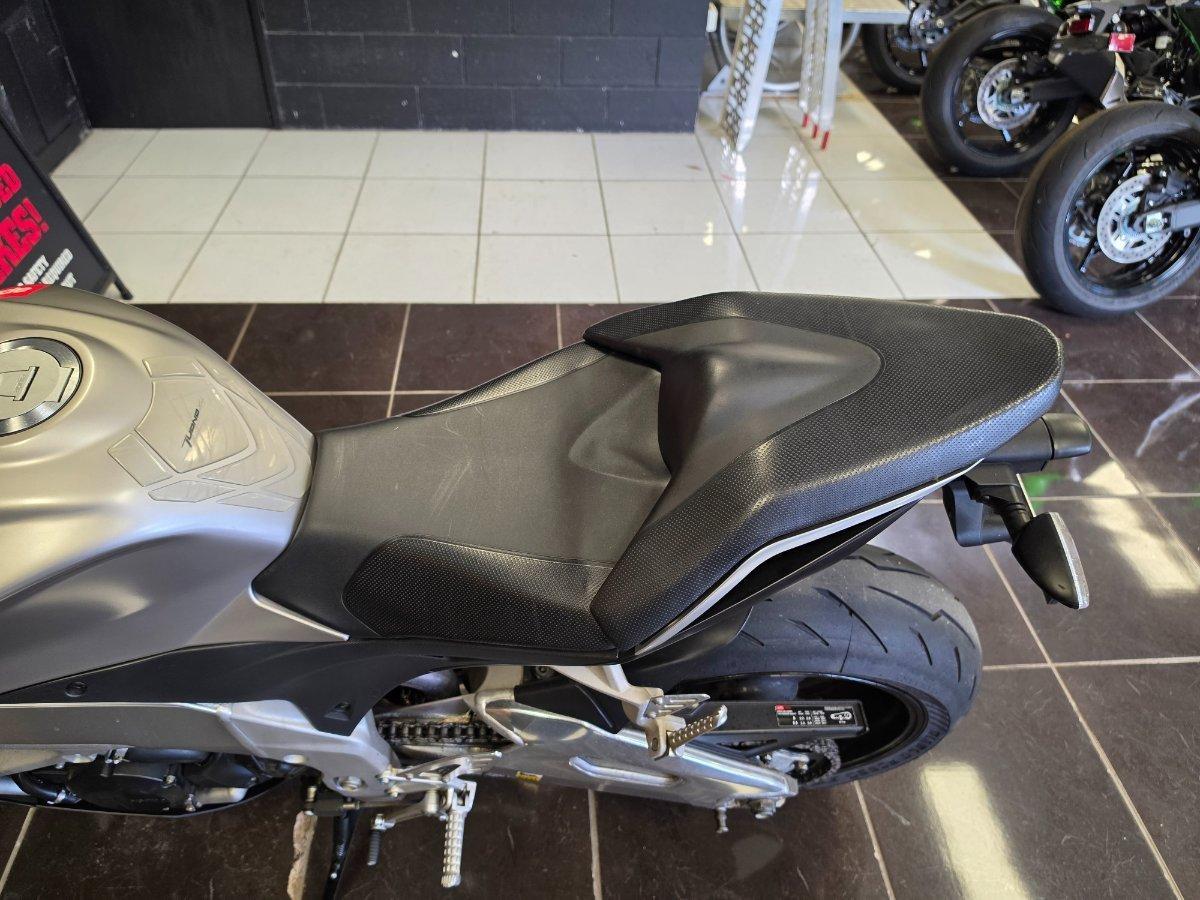 2012 APRILIA TUONO V4 R SPORTS