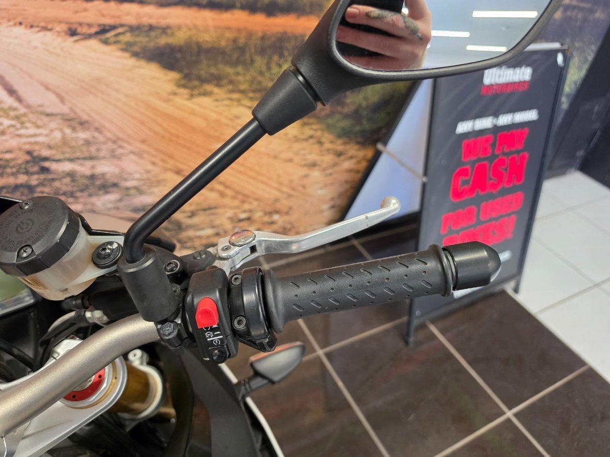 2012 APRILIA TUONO V4 R SPORTS
