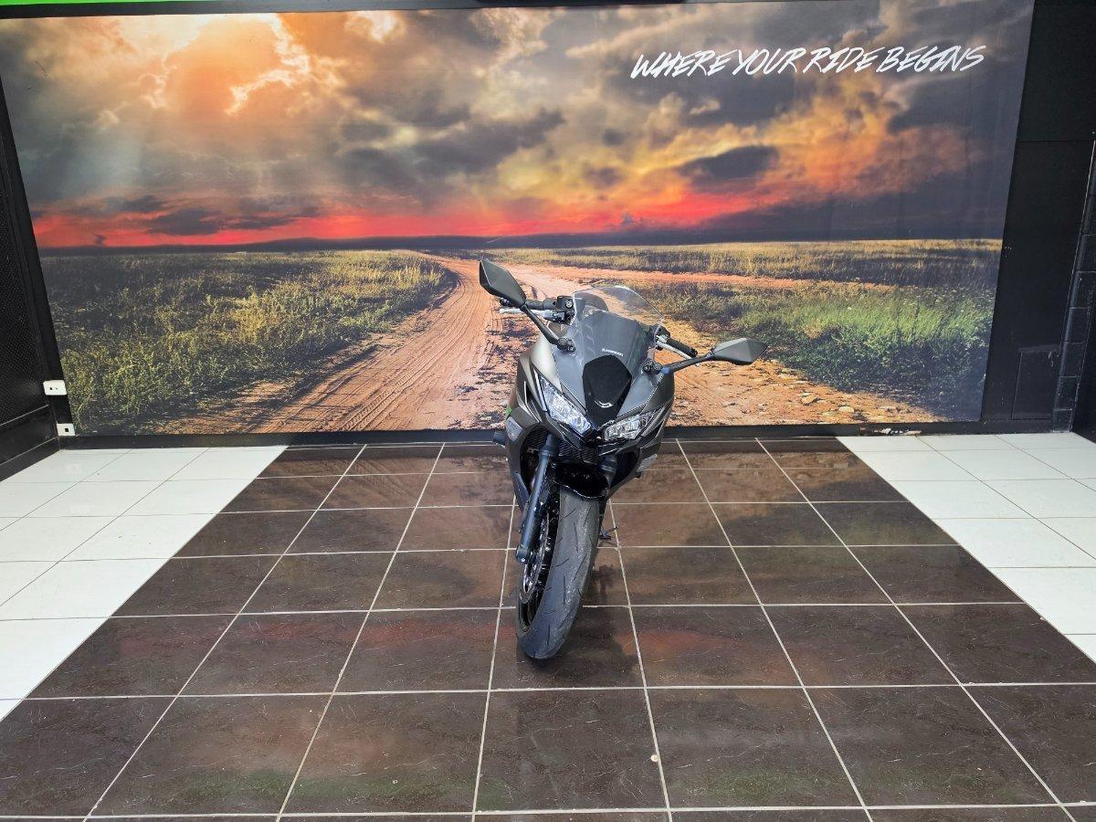 2024 KAWASAKI NINJA 650L SPORTS