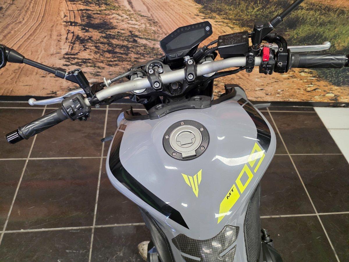 2017 YAMAHA MT-09A SPORTS