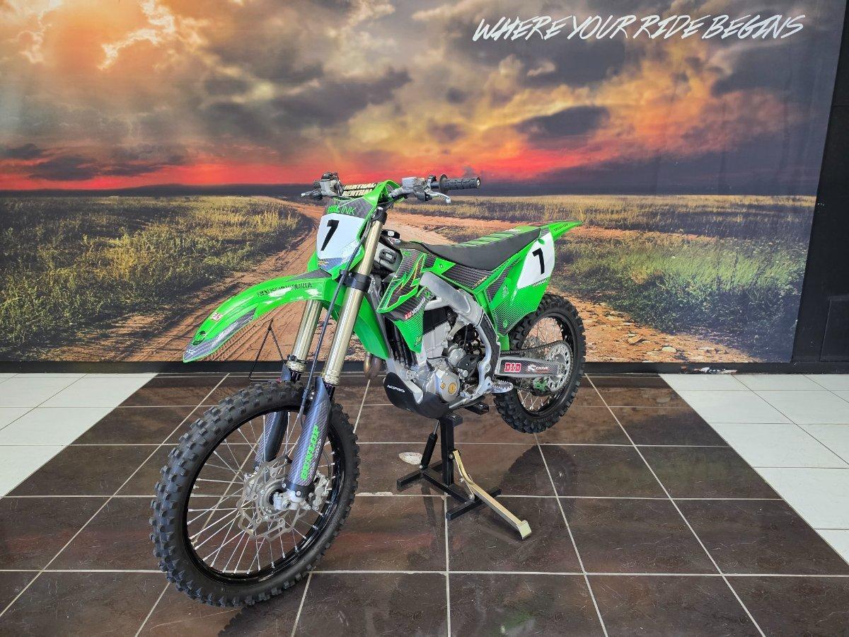 2022 KAWASAKI KX450 MOTOCROSS