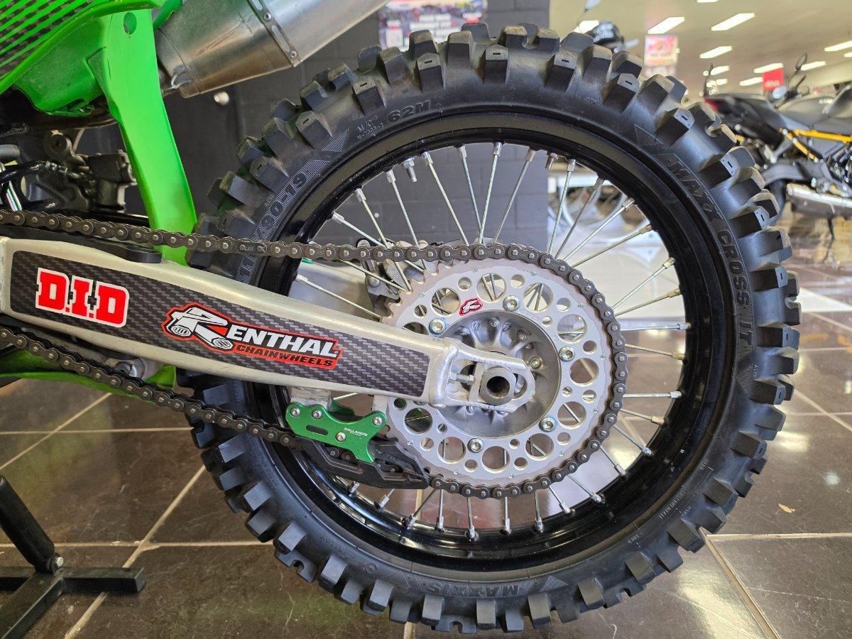 2022 KAWASAKI KX450 MOTOCROSS