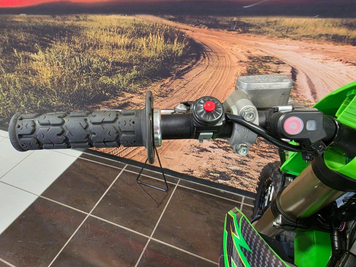 2022 KAWASAKI KX450 MOTOCROSS