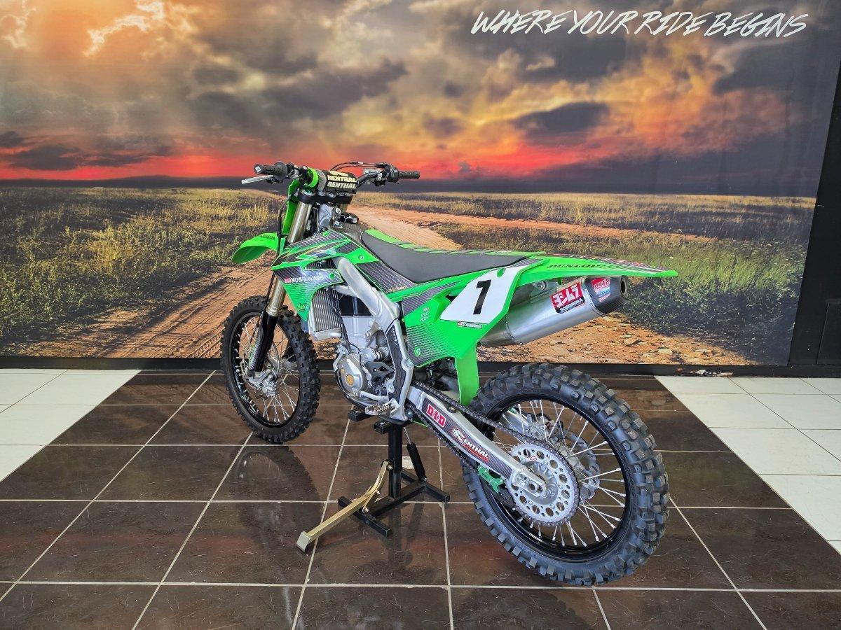 2022 KAWASAKI KX450 MOTOCROSS
