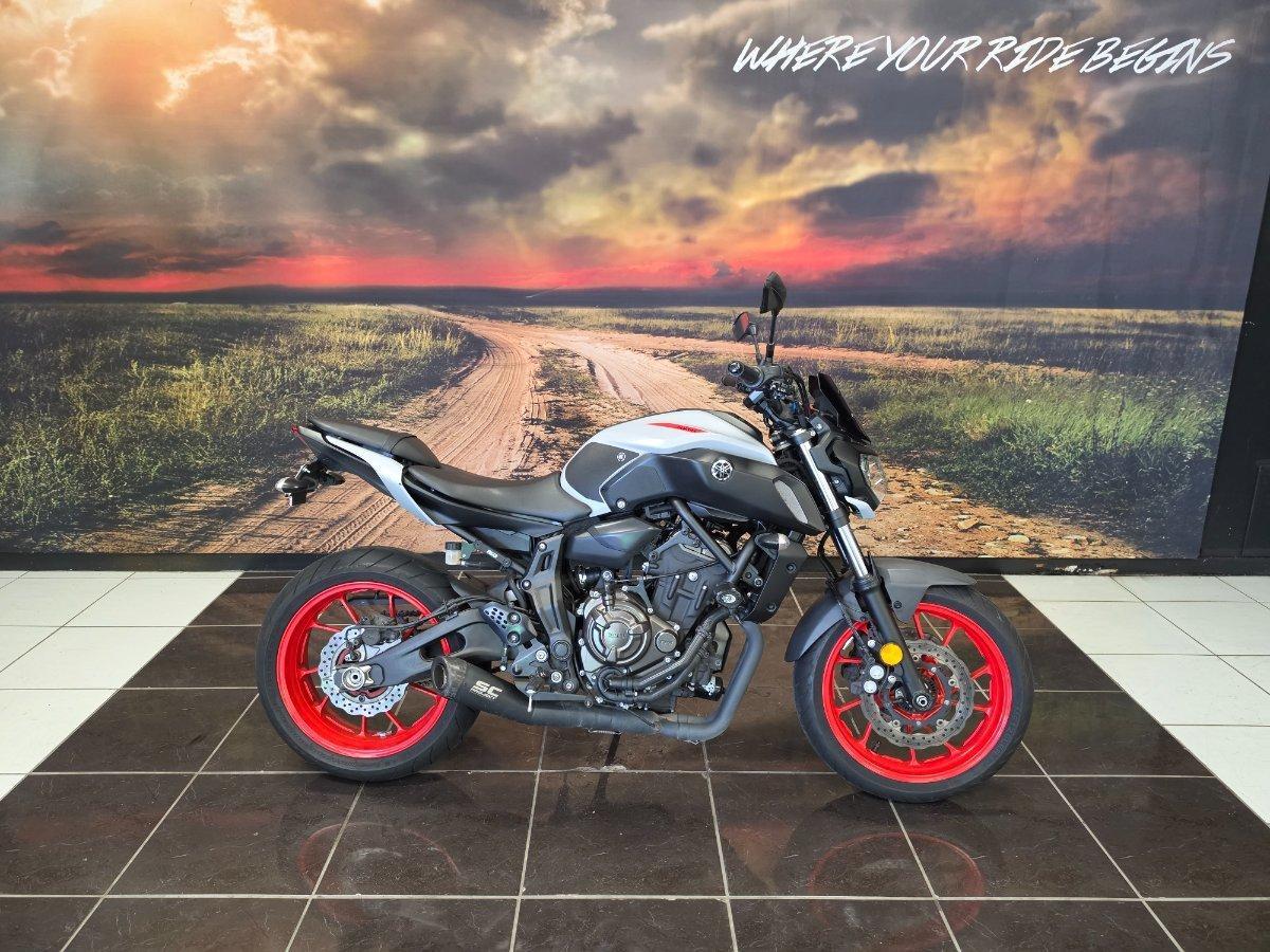 2020 YAMAHA MT-07 LA ROAD