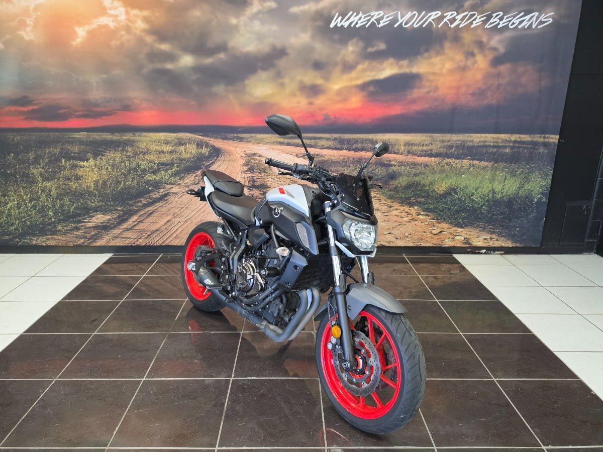 2020 YAMAHA MT-07 LA ROAD