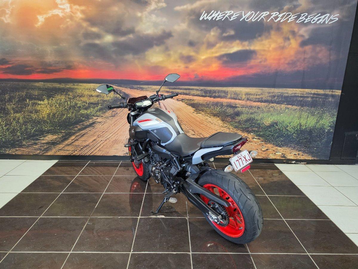 2020 YAMAHA MT-07 LA ROAD