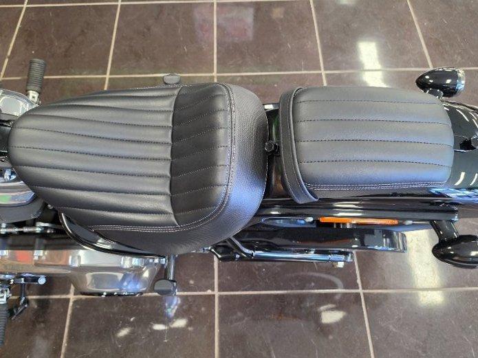 2025 HARLEY-DAVIDSON FXBB STREET BOB (117) CRUISER
