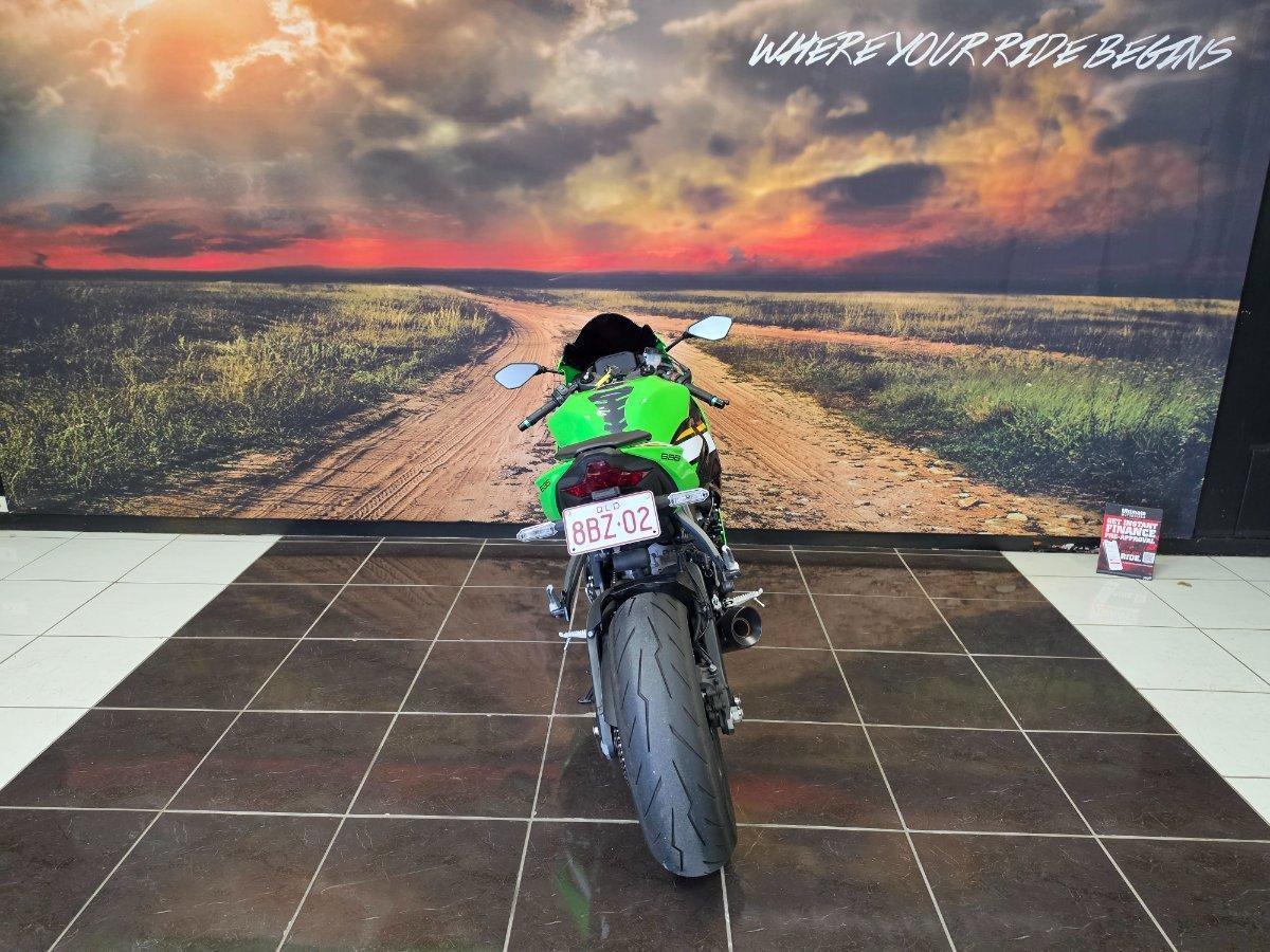 2024 KAWASAKI NINJA ZX-6R (636) KRT EDITION SPORTS