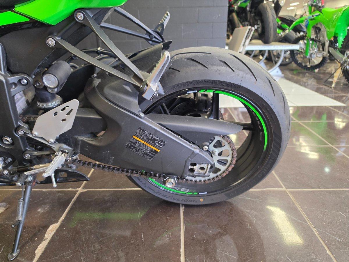 2024 KAWASAKI NINJA ZX-6R (636) KRT EDITION SPORTS