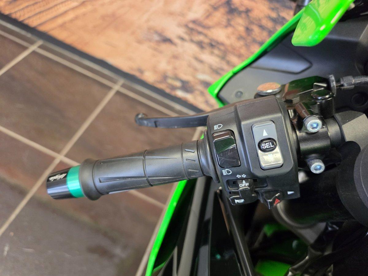 2024 KAWASAKI NINJA ZX-6R (636) KRT EDITION SPORTS