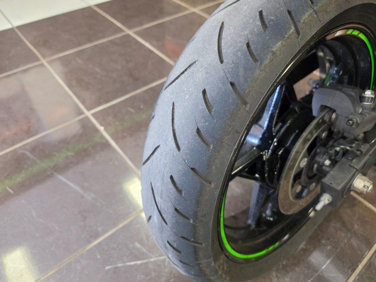 2025 KAWASAKI NINJA 500 SE KRT EDITION (EX500J) SPORTS