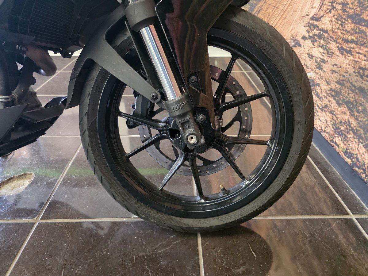 2023 KTM 390 DUKE ROAD
