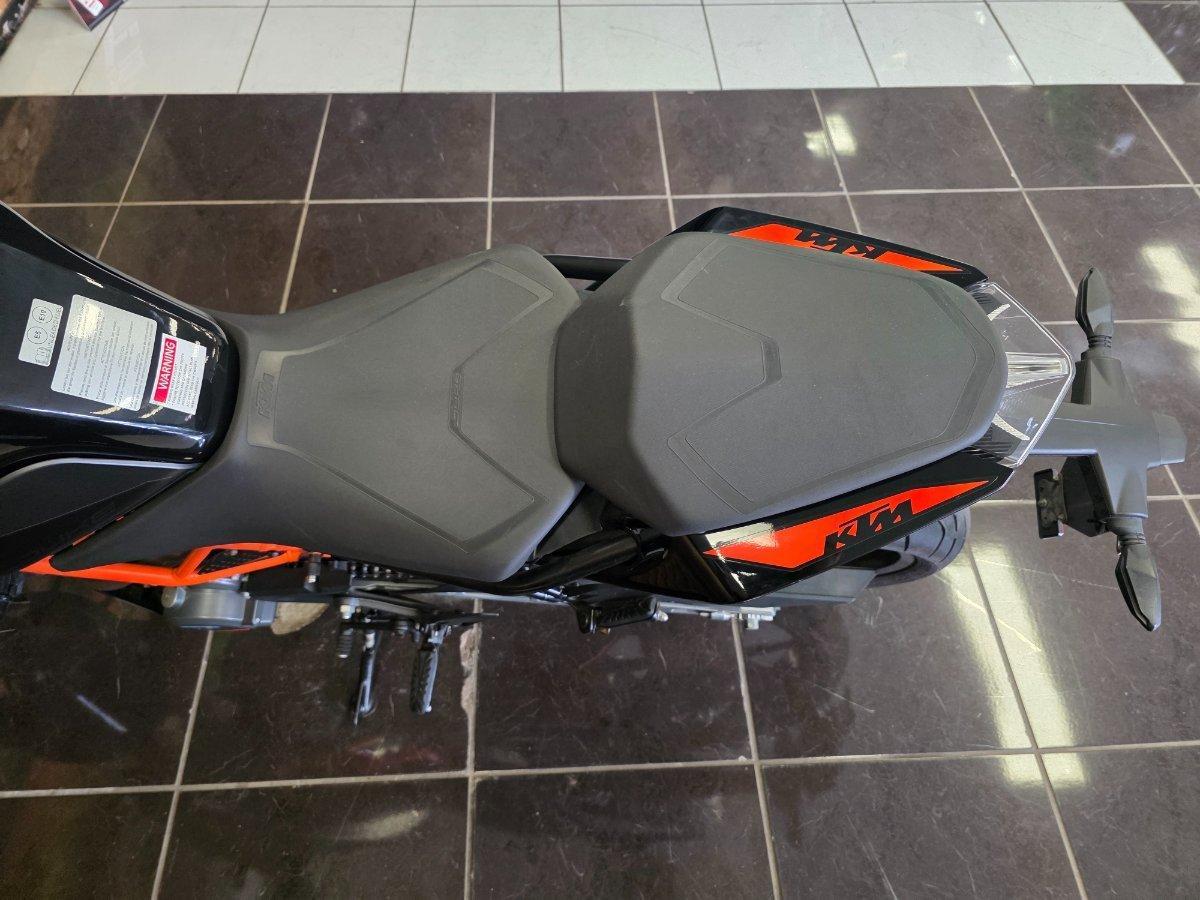 2023 KTM 390 DUKE ROAD