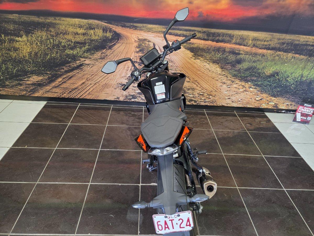 2023 KTM 390 DUKE ROAD