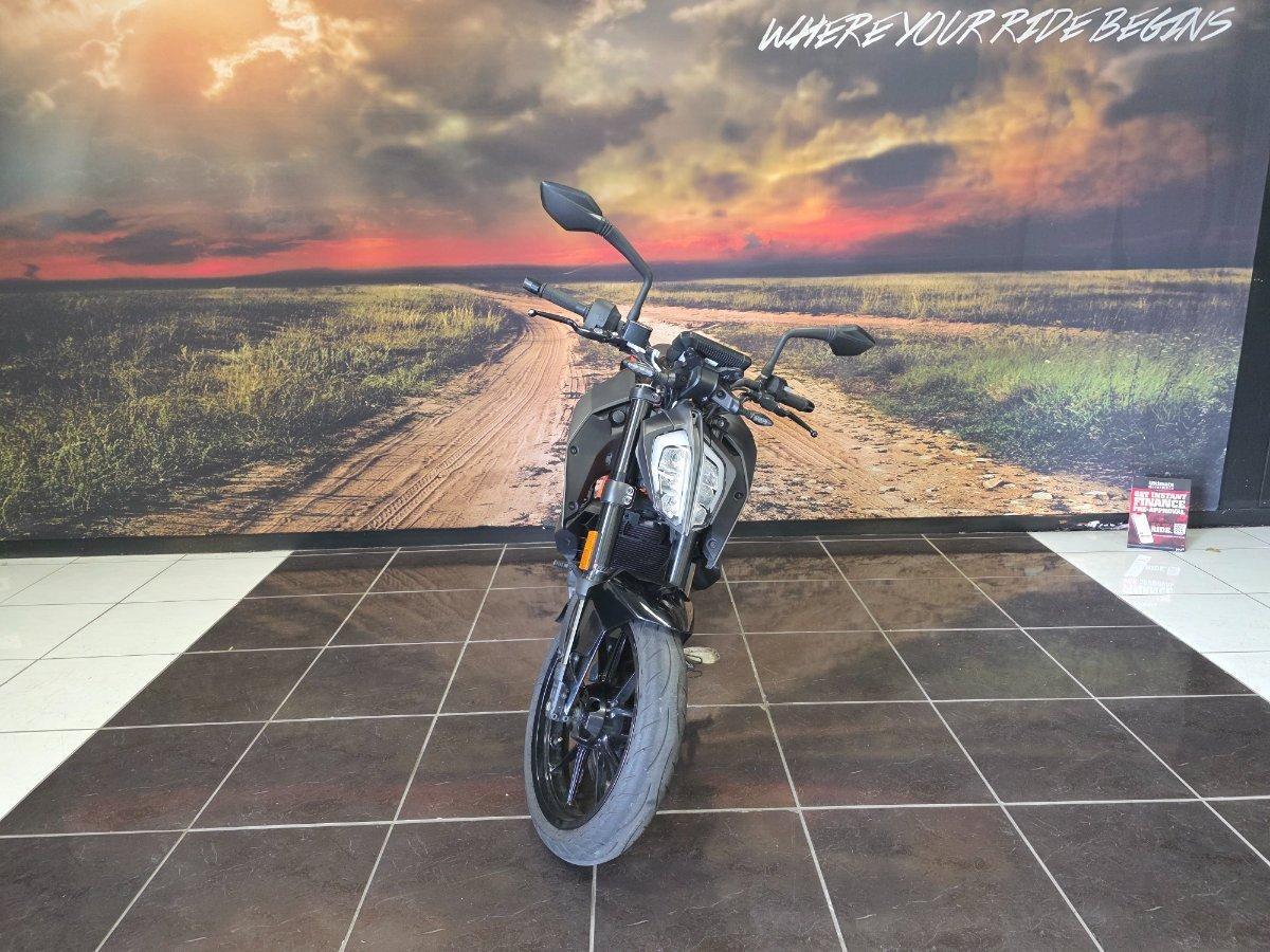 2023 KTM 390 DUKE ROAD