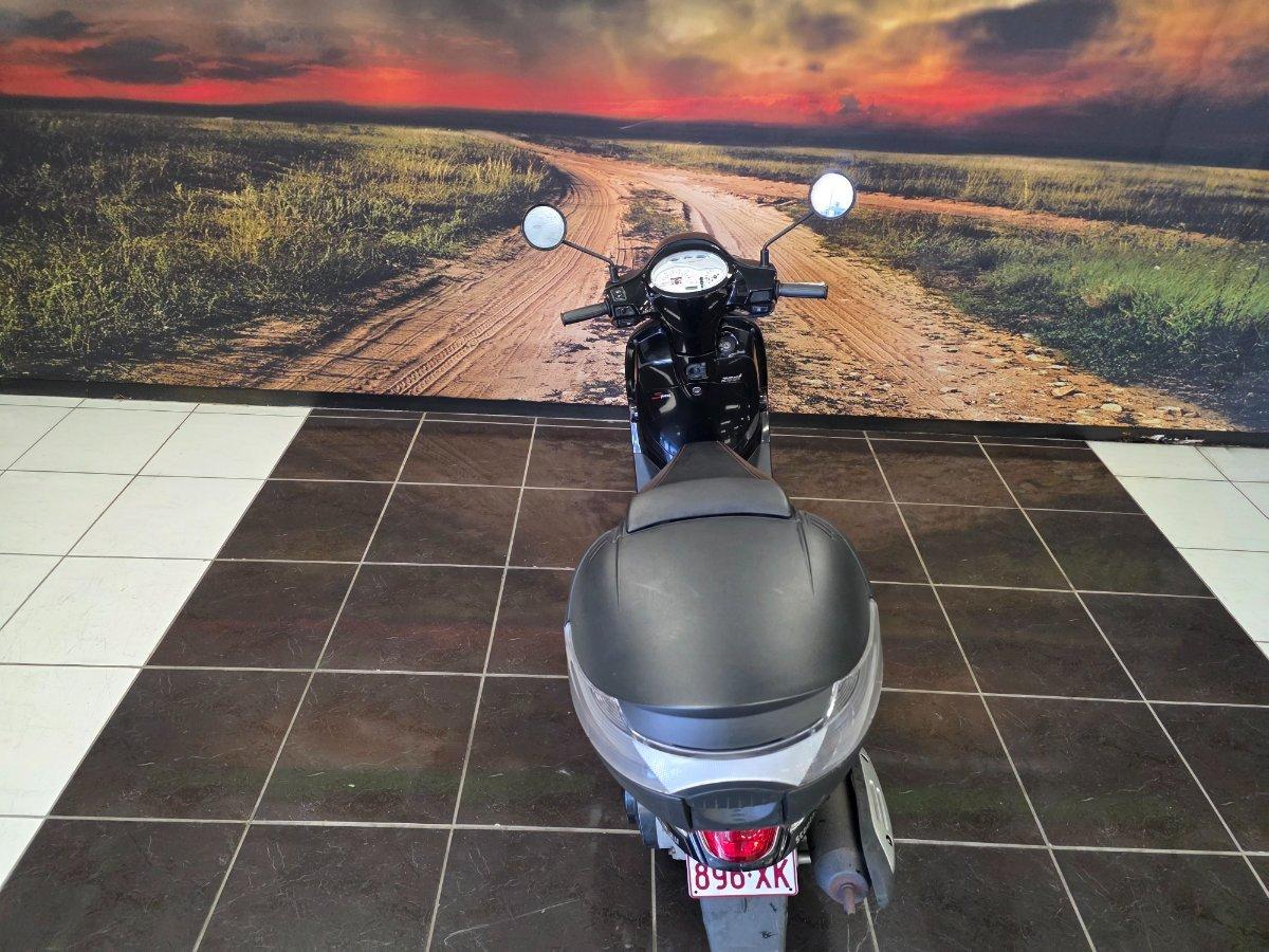 2018 SYM CLASSIC 200i SCOOTER