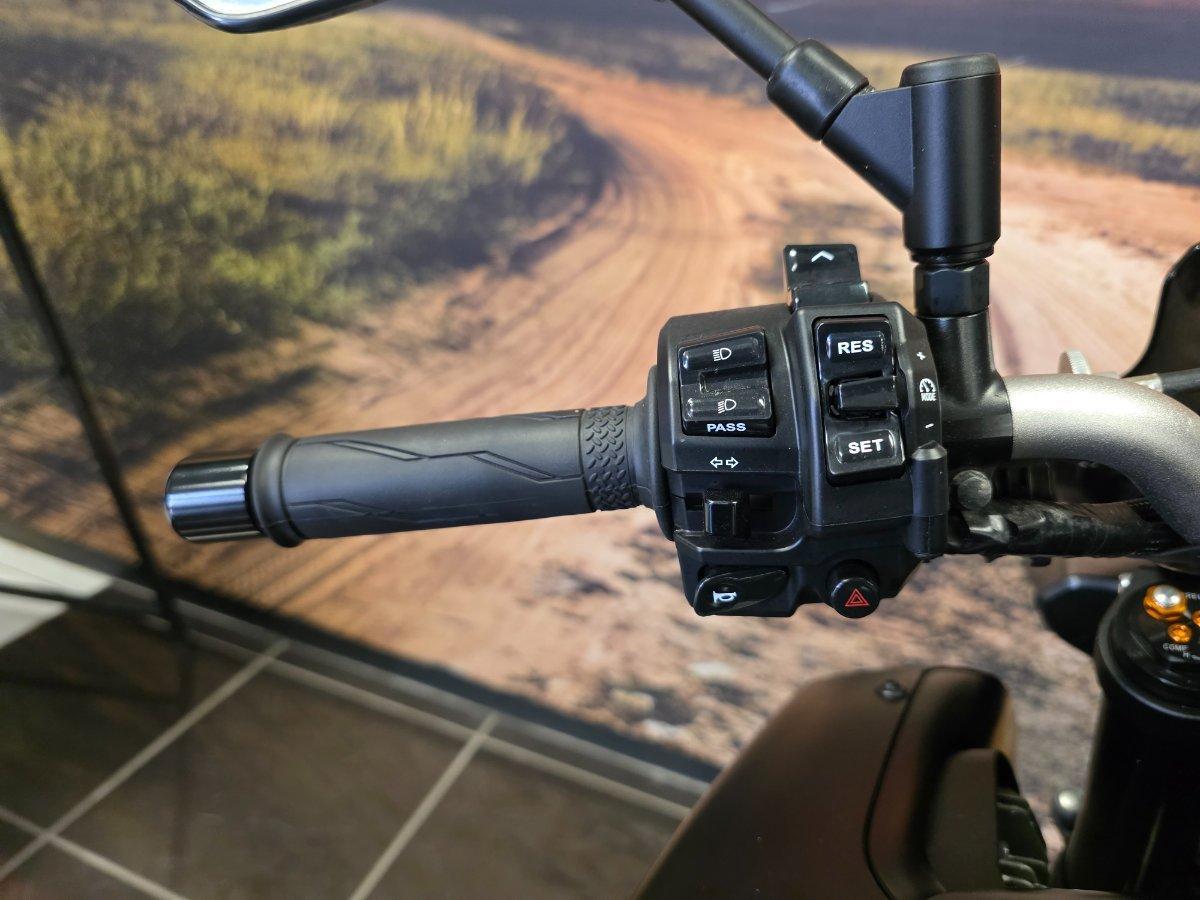 2022 YAMAHA MT-10A SPORTS