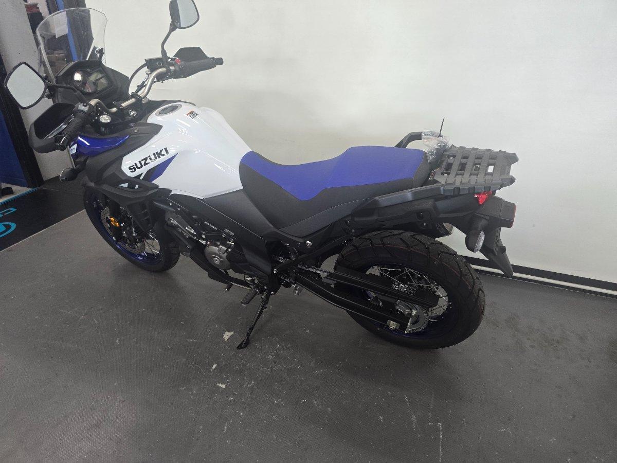 2024 SUZUKI V-STROM 650XT LAMS (DL650XAUE) DUAL SPORTS