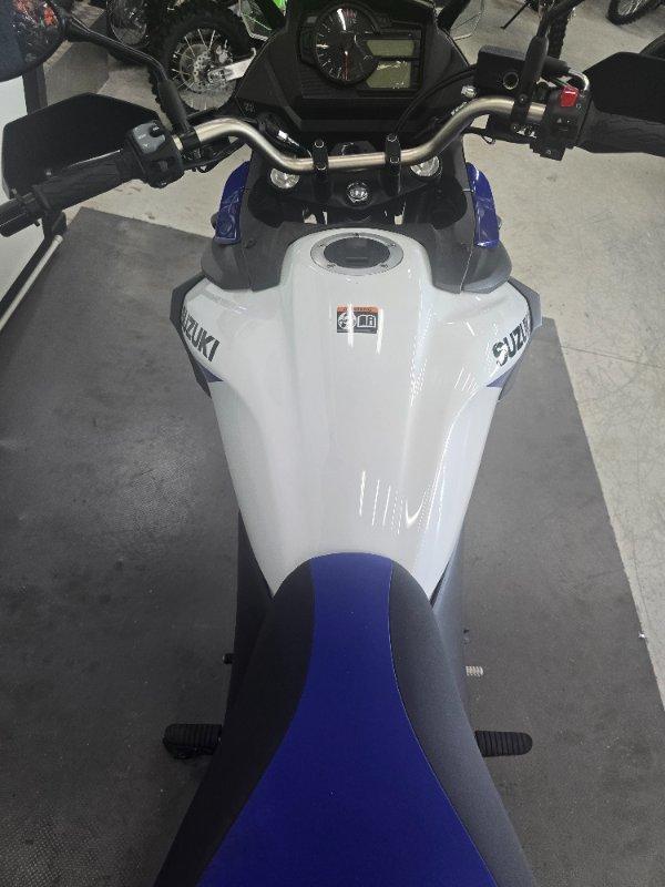 2024 SUZUKI V-STROM 650XT LAMS (DL650XAUE) DUAL SPORTS