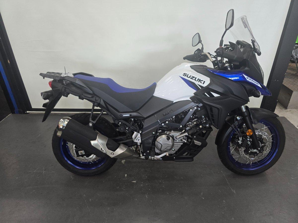 2024 SUZUKI V-STROM 650XT LAMS (DL650XAUE) DUAL SPORTS
