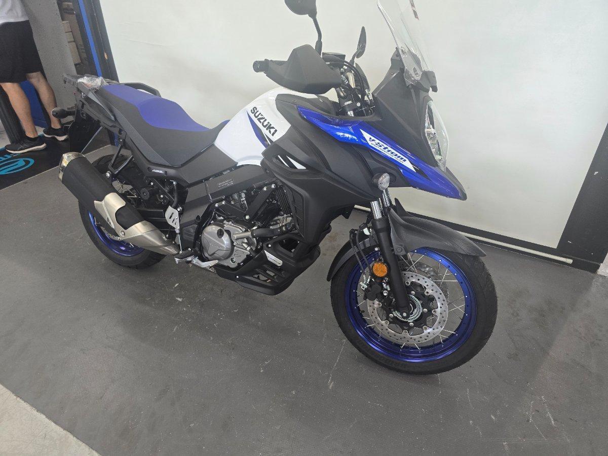 2024 SUZUKI V-STROM 650XT LAMS (DL650XAUE) DUAL SPORTS