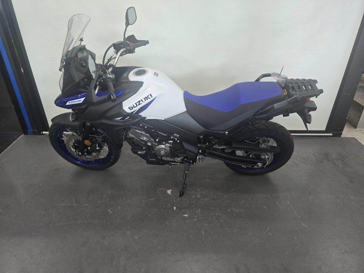 2024 SUZUKI V-STROM 650XT LAMS (DL650XAUE) DUAL SPORTS